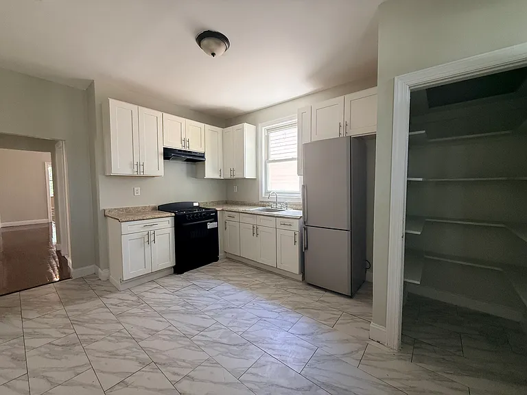203 N 15th St #3D — Photo 9