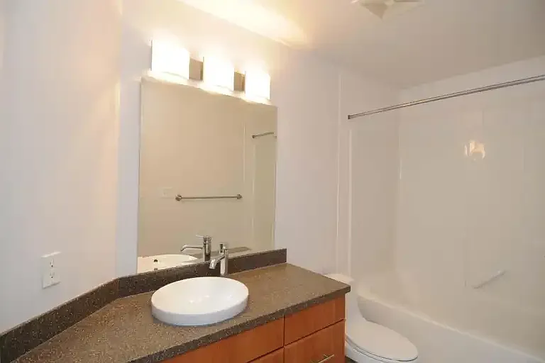 10333 112th St NW #513 — Photo 5