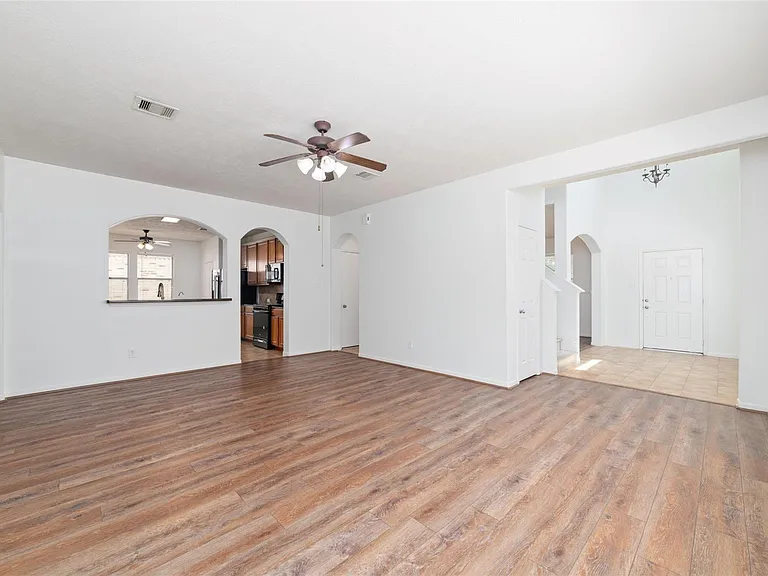 8914 Parlin Ridge Dr — Photo 8
