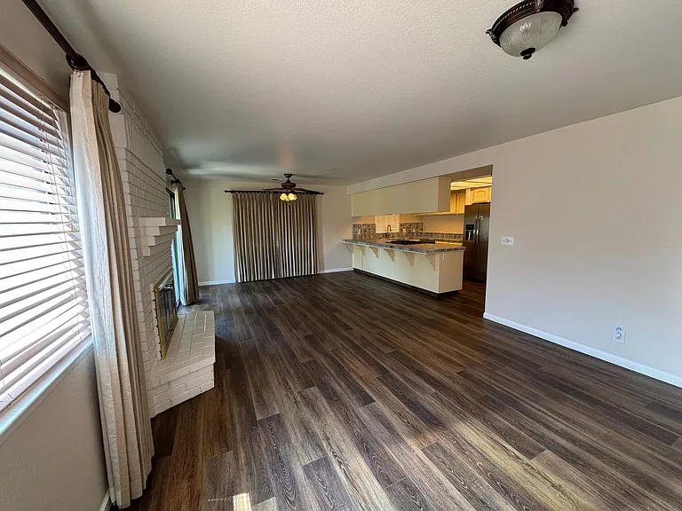 1205 Dominic Way — Photo 10