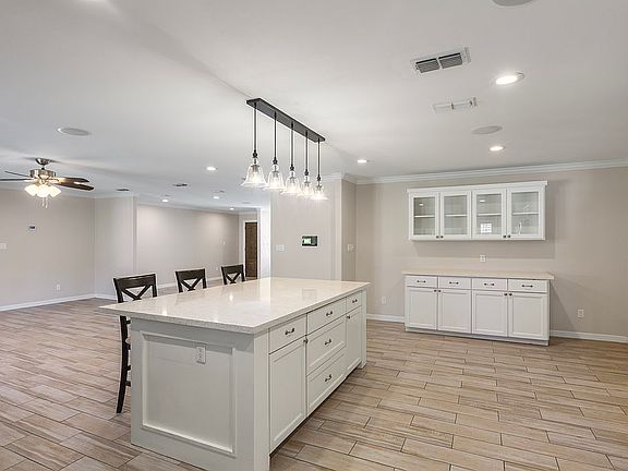 5th image of 1606 Hibiscus Ave