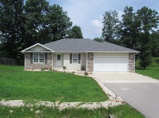 24572 Topaz Ln, Saint Robert, MO 65584