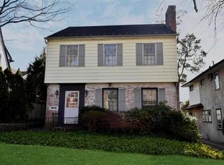 242-24 Van Zandt Ave, Little Neck, NY 11362