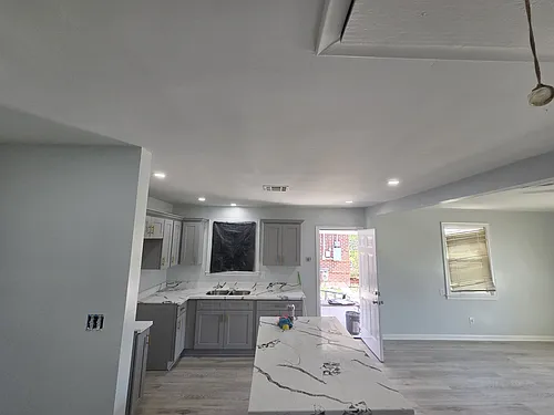 308 Grove St Photo 1