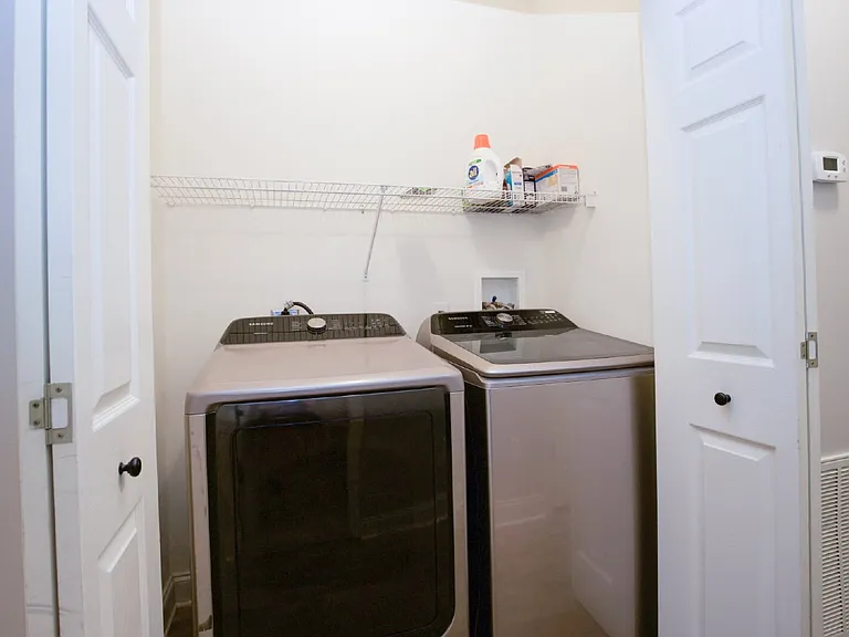 102 Willow Creek Ln — Photo 19