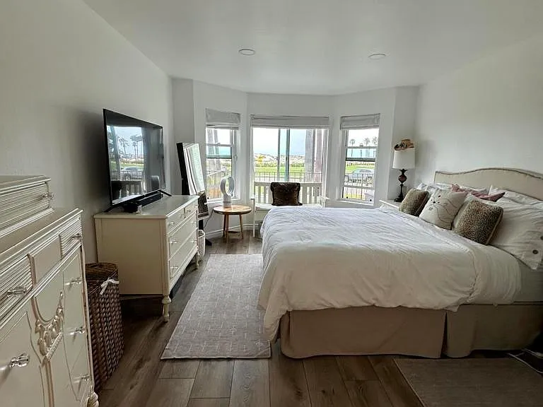 4762 San Sebastian Dr — Photo 23