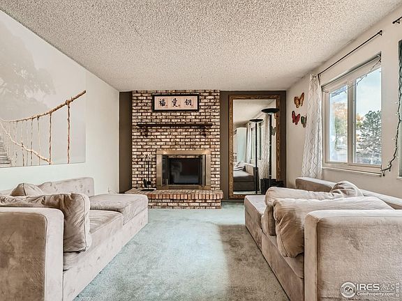 2nd image of 5020 W 71st Pl