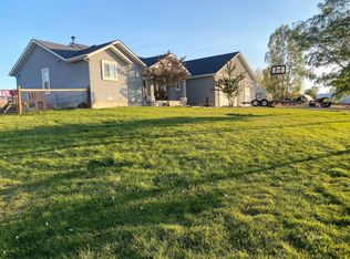 961 Wolf Creek Cir, Spring Creek, NV 89815