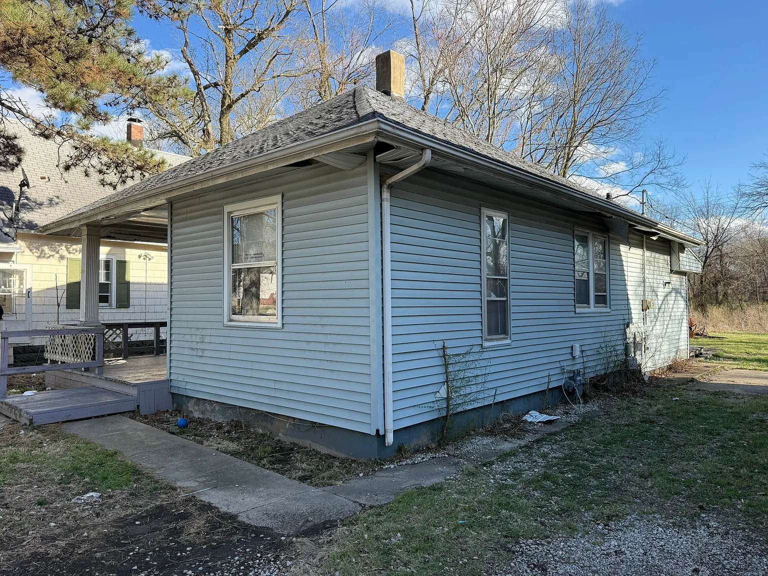 3 bed, 900 sqft, $890 — Photo 3