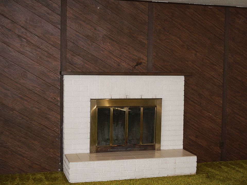 2nd image of 307 Nicolai Ave