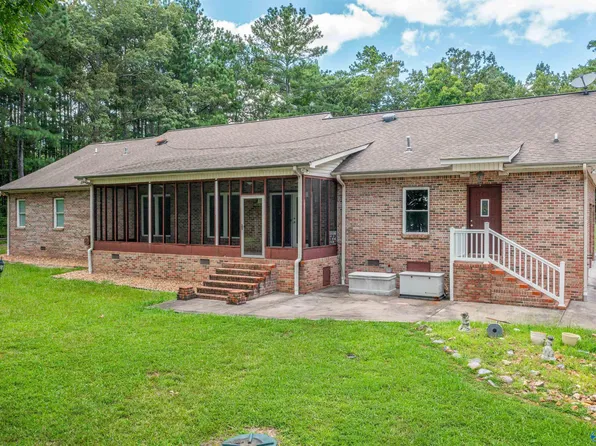 4000 Coosa St, Cedar Bluff, AL 35959