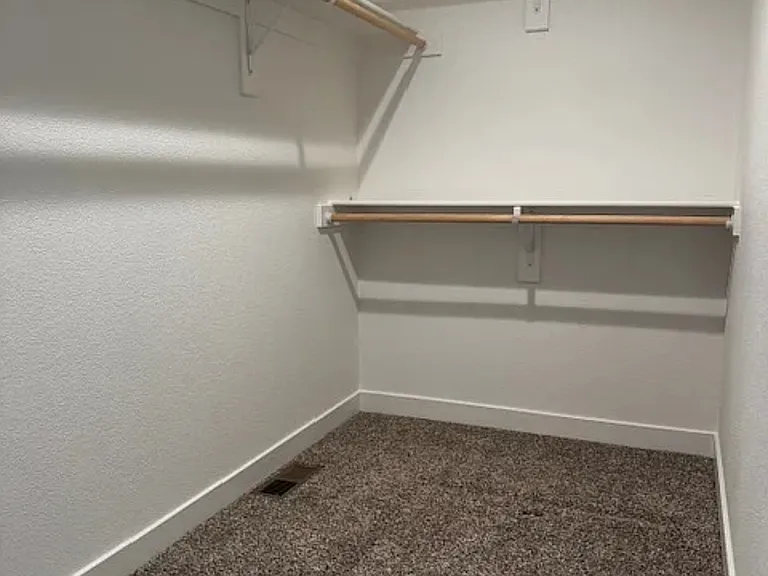 719 S Bellflower Dr — Photo 13