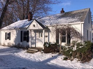 141 Parkway Dr, Eastlake, OH 44095