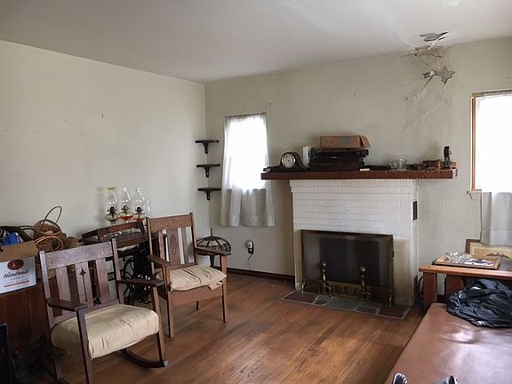 3rd image of 154 Cleveland Ave