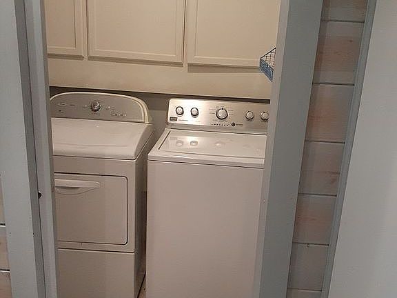 5th image of 50 Hampton Dr
