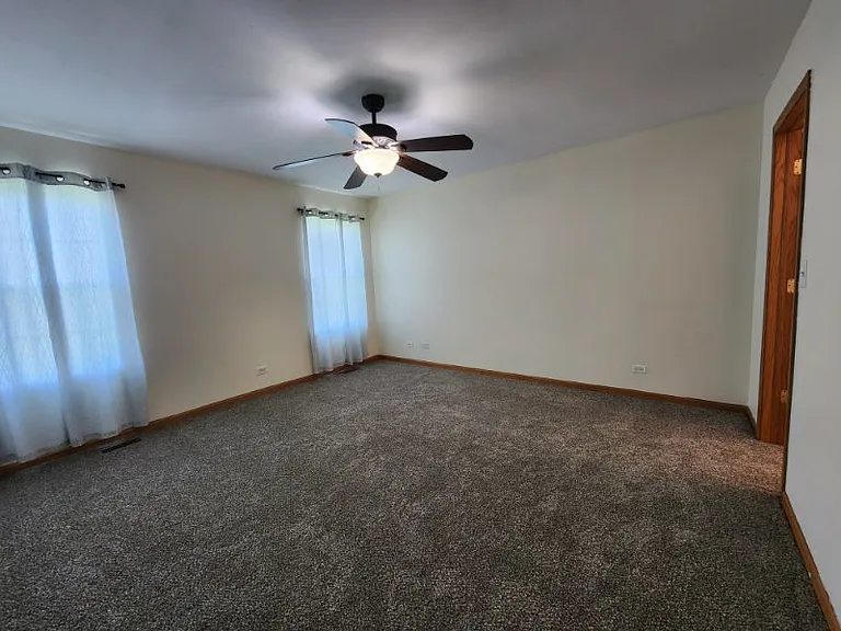 1804 Parkside Dr — Photo 10
