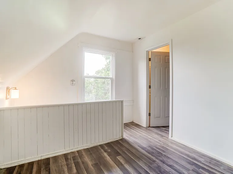 1768 Williams Ave — Photo 23