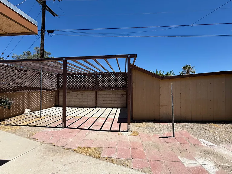 29205 Exeter St — Photo 71