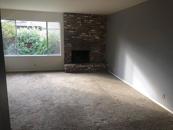 Living room with fireplace