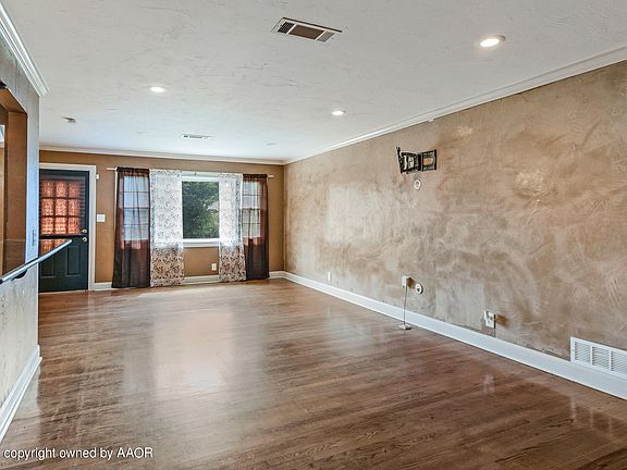 5th image of 3405 Fleetwood Dr