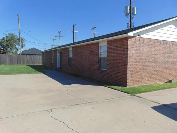 914 82nd St, Lubbock, TX 79423