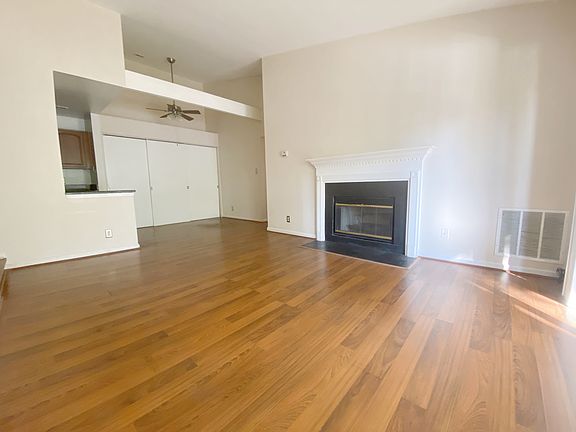 3rd image of 18223 Swiss Cir APT 4