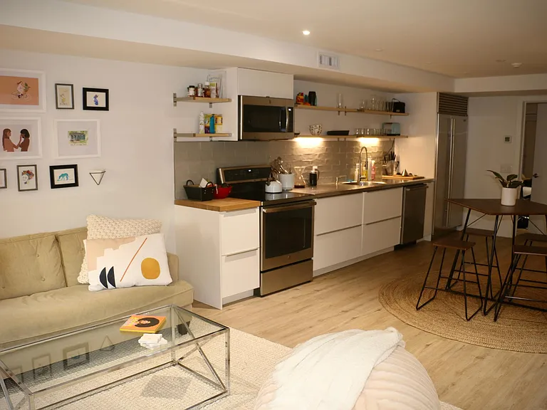 1521 Vermont Ave NW #2 — Photo 4