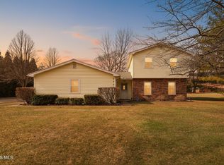 2009 Willowhill Ln, Toledo, OH 43615