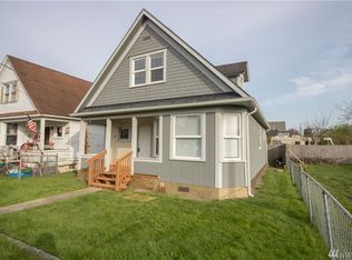 405 3rd St, Montesano, WA 98550