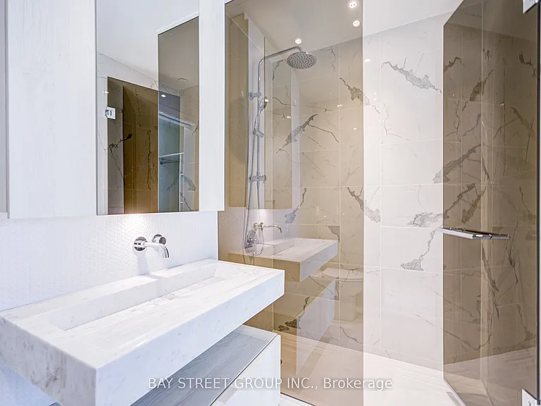 11 Yorkville Ave #2312 — Photo 44