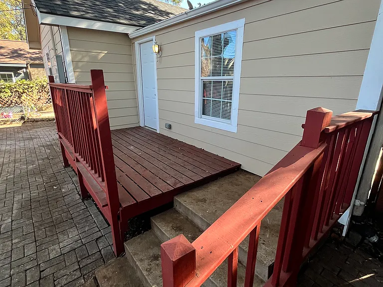 1143 Wilbur St — Photo 18