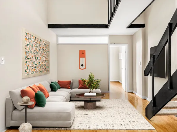 7 East 32nd Street 5G image 2 of 9