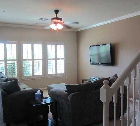 3rd image of 110 Holly Oak Ct