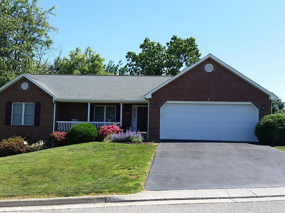 1st image of 1514 Bush Farm Dr