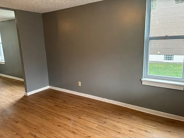 424 Stoddart Ave — Photo 10