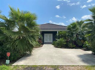 2843 Broadway St, San Leon, TX 77539