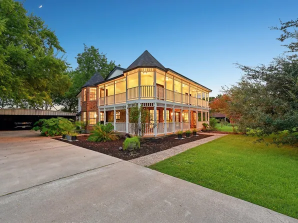 2507D Calder Dr, League City, TX 77573