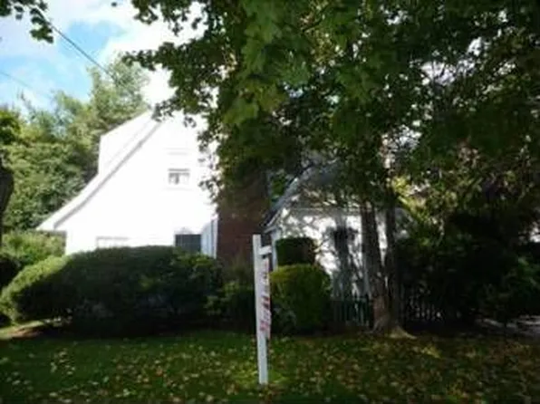 1514 Moffit Ave, Hewlett, NY 11557