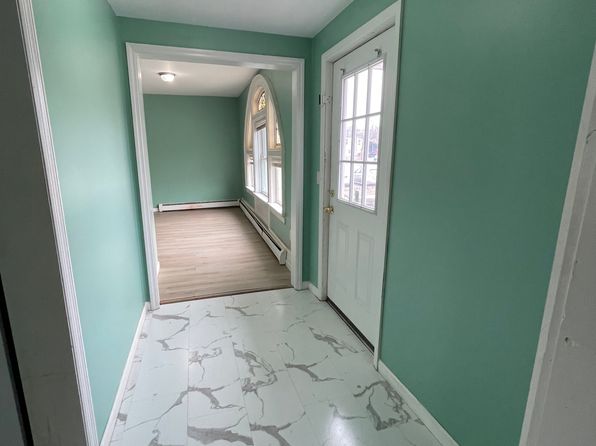249 Warren St #8, Glens Falls, NY