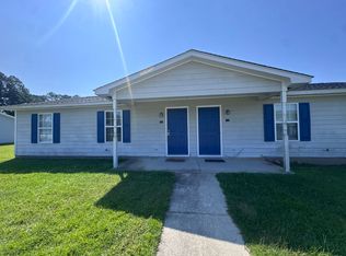 143 Centipede Ln, Raeford, NC 28376