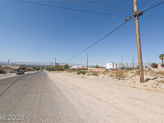 4th image of 6942 Stewart Ave