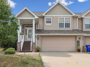 1675 Vandello Cir, North Liberty, IA 52317