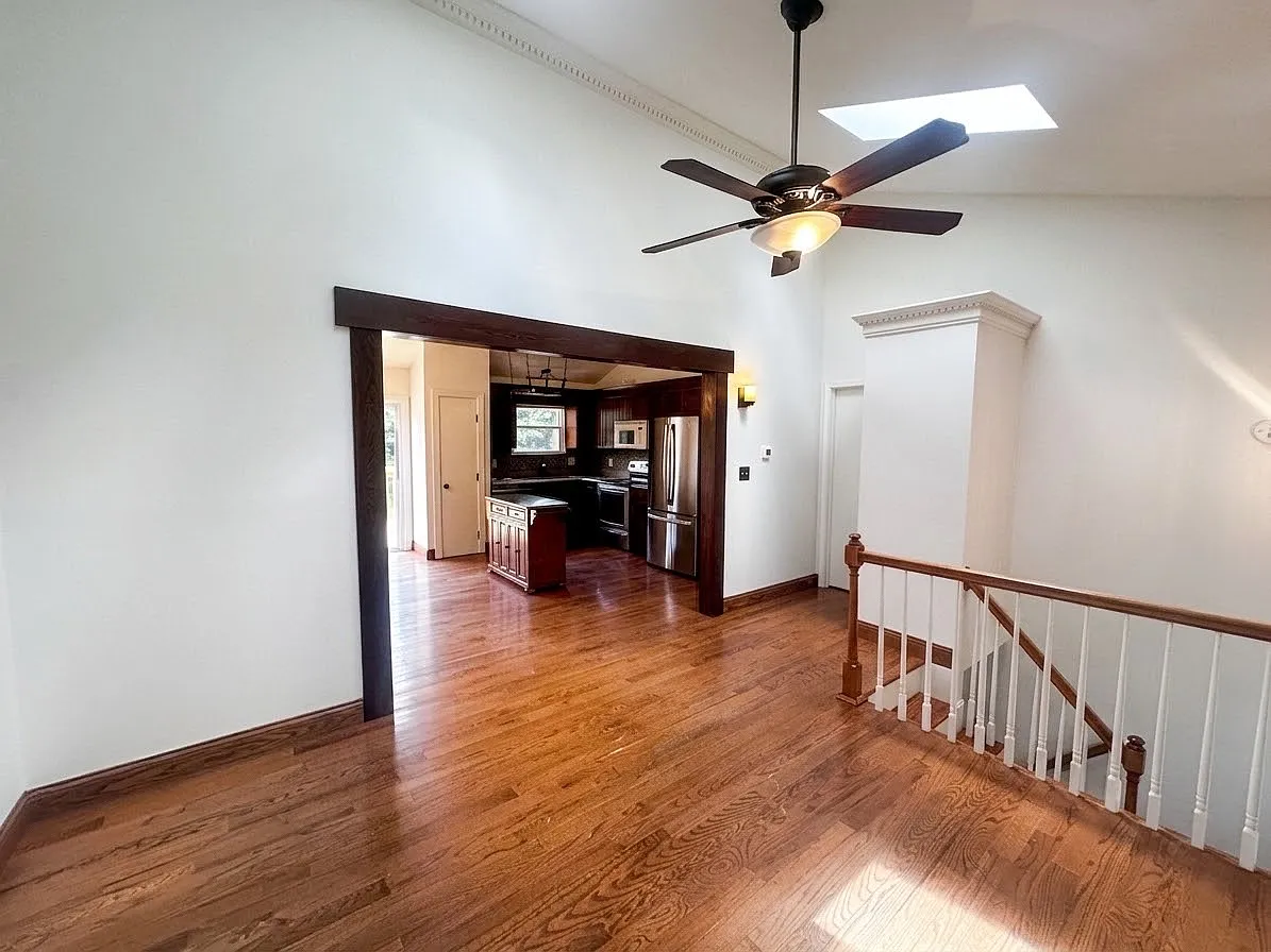 3 bed, 1740 sqft, $2,200 — Photo 3