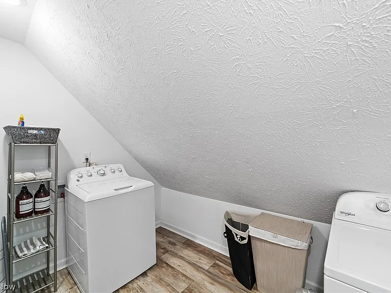 3251 Marvin Ave — Photo 21