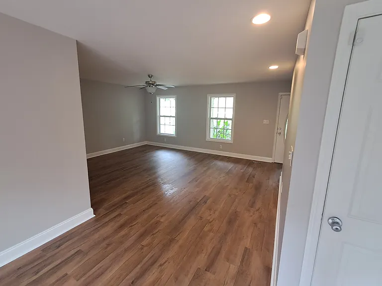 652 Chris Haven Dr — Photo 6