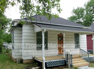 1823 SW 2nd St, Topeka, KS 66606