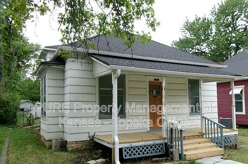 1823 SW 2nd St Photo 1