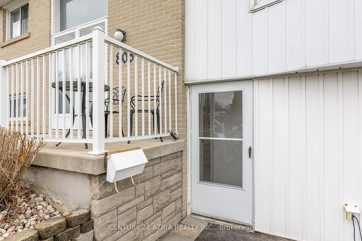 Building Photo - 805 Batory Ave #BASEMENT