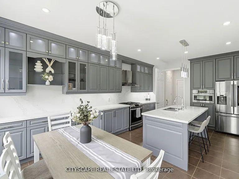 305 Gleave Ter — Photo 16