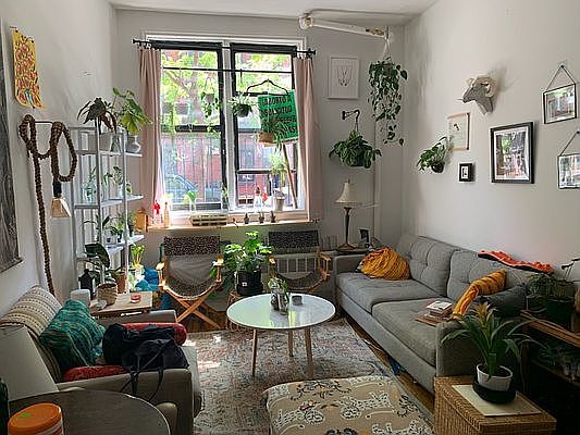 1st image of 513 E 5th St APT 1A